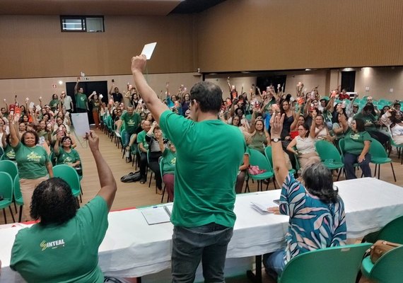Greve da Educação em Maceió completa cinco dias e paralisa aulas nas escolas municipais