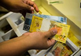 Rendimento médio dos brasileiros chega a R$ 3.270
