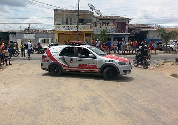 Homem é preso com mais de R$ 3 mil em notas falsas em São Miguel dos Campos