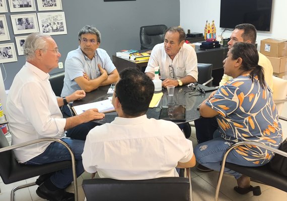 Unicafes-AL discute pautas da agricultura familiar e recebe apoio do senador Renan Calheiros