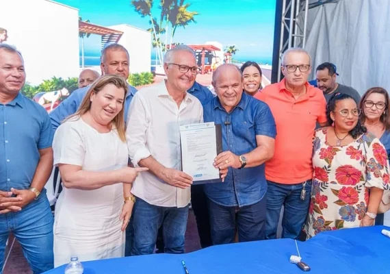 Prefeito dá aval para início das obras da orla de São Miguel dos Milagres