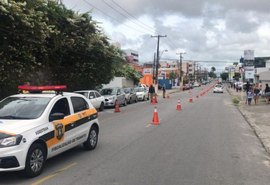 Via no pinheiro é interditada pela SMTT para estudo geológico