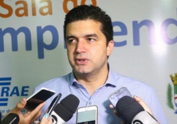Rui Palmeira  comunica sua saída do PSDB
