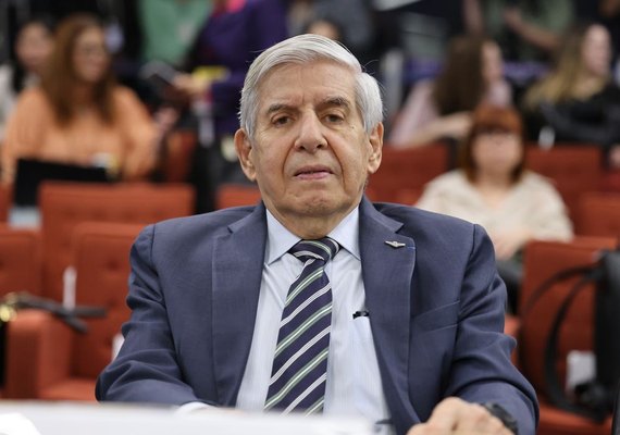 Heleno e Paulo Sergio são presos para cumprir pena por trama golpista