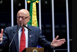 Careca da direita quer anistia, mas Renan rebate: 'O que pacifica o país é golpista cumprindo pena'