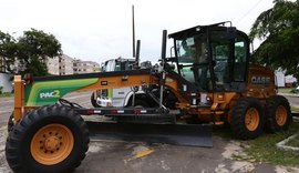 Ministério entrega máquinas agrícolas em Alagoas