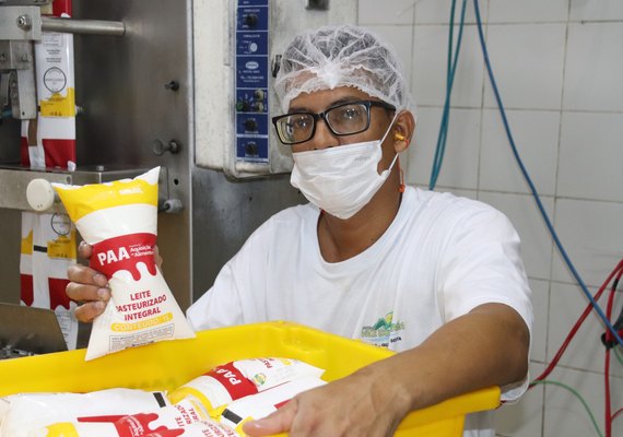 Cooperativa se consolida como modelo da agricultura familiar em AL