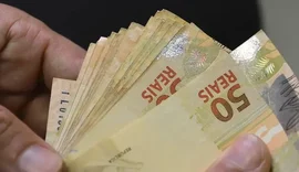 Servidores estaduais recebem salário de abril nesta quinta-feira (30)