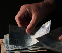 Caixa paga Auxílio Brasil a beneficiários com NIS final 7