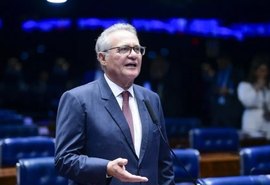 Renan Calheiros é cotado para assumir a presidência da CAE no Senado