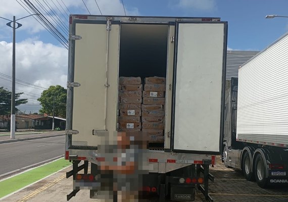 Carga irregular de frango é autuada em mais de R$ 100 mil em Maceió