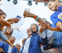 Lula exalta programa inspirado em modelo alagoano: 'Para que não desistam da educação'