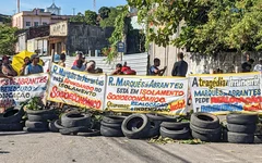 Moradores dos Flexais protestam em Maceió