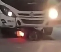 Motociclista fica em estado grave após colidir com ônibus em Arapiraca