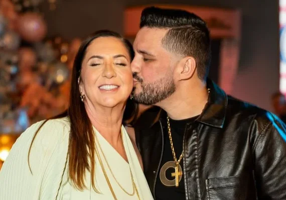 Mãe de Virginia Fonseca comunica término de relacionamento nas redes sociais