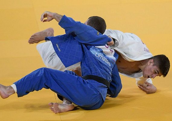Judô brasileiro inicia o Pan com dois ouros