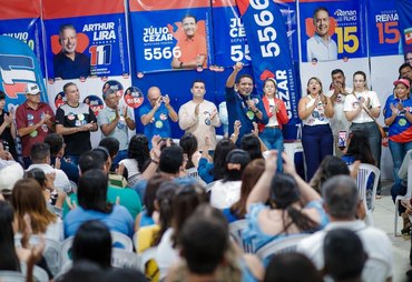Júlio Cezar defende mais recursos para assistência social