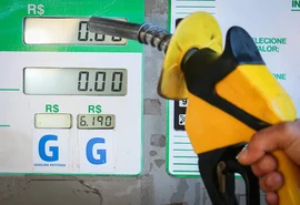Governo prevê R$ 50 bi em arrecadação após gastar R$ 40 bi com combustíveis