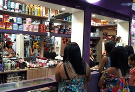 Comerciantes apostam no movimento do Shopping Popular
