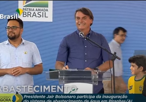 Bolsonaro elogia Arthur Lira e Fernando Collor em discurso
