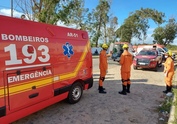 Incêndio em escola rural mobiliza Bombeiros em Barra de Santo Antônio