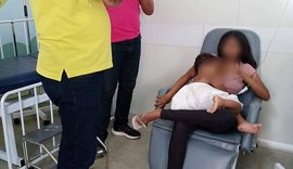 Exames mostram que criança de 2 anos queimada com água quente, também tinha queimaduras de cigarro pelo corpo