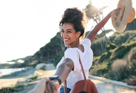 Férias! O que não pode faltar na mala de viagem de cada signo