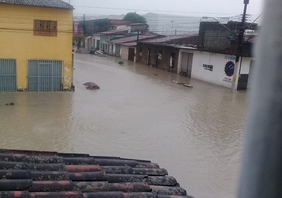 Defesa Civil: número de alagoanos afetados pelas chuvas dobra e se aproxima dos 7 mil