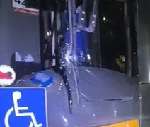 Ônibus da linha 804 é atacado a tiros em Maceió
