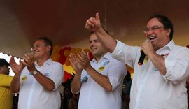 Luciano Barbosa e Calheiros selam pacto político