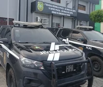 Operação prende suspeitos, arma e drogas em São Miguel dos Campos