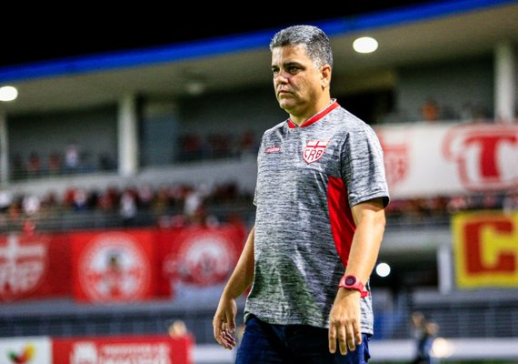 Cabo resume derrota do CRB com gol no fim: 'A gente precisa amadurecer'