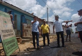 Prefeitura avança com pavimentação nos bairros de Maceió