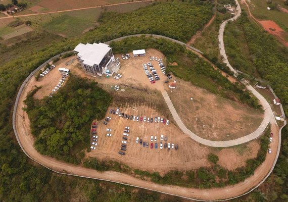 Após dois anos, Morro Santo da Massaranduba volta a receber fiéis