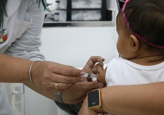 Alagoas recebe primeiro lote da vacina contra vírus sincicial respiratório