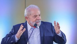 Lula cobra da Anvisa maior rapidez na aprovação de remédios