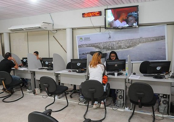 Sine oferece 250 vagas de emprego nesta segunda-feira; confira os cargos