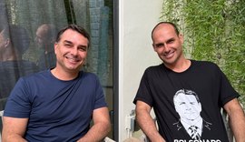 Eduardo Bolsonaro posta foto com camisa polêmica e gera ruído político