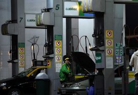 Petrobras sobe gasolina para maior valor desde o fim de maio