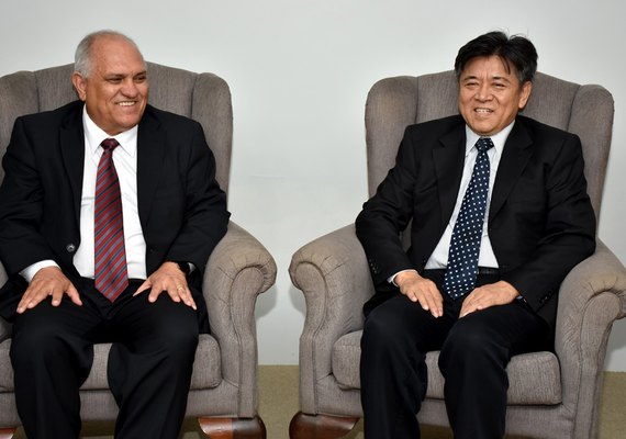 Governo de AL debate investimentos e parcerias com a Embaixada da China