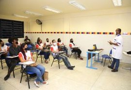 Prefeitura capacita mais de 100 deodorenses para mercado de trabalho