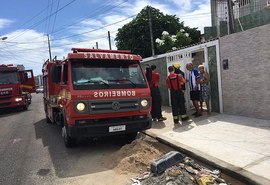 Ocorrência de incêndio atinge casa no Poço e mobiliza a população