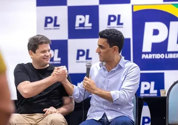 “Só Deus ou a direção do partido me tira da disputa pelo Senado”