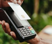 Pagar cartão por aproximação pode acabar em golpe