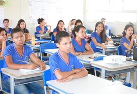 Escolas estaduais ofertam mais de 5 mil vagas em cursos do Pronatec Fic