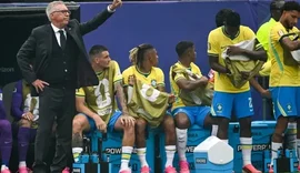Ancelotti lamenta eliminação, mas projeta novo ciclo da Seleção Brasileira
