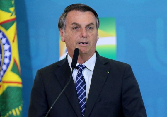 Bolsonaro quer mudar nomes de programas petistas