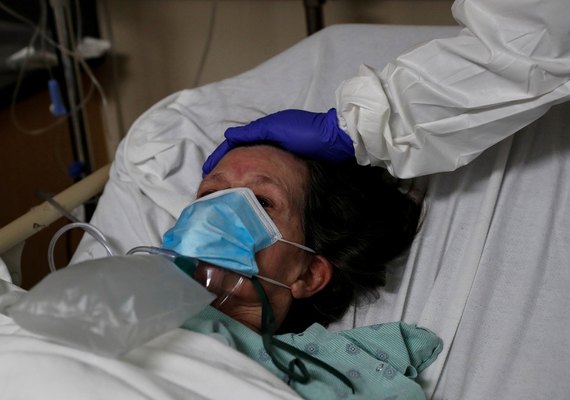 EUA passam de 100 mil internados devido a Covid-19