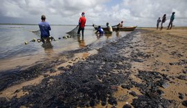 Pescadores de áreas afetadas por óleo terão auxílio emergencial
