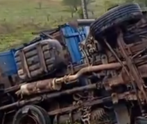 Acidente entre caminhão e carro deixa uma pessoa morta no interior de Alagoas